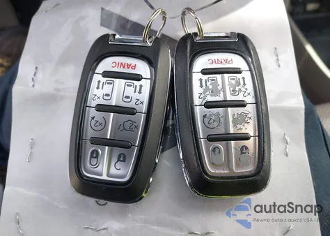 2020 Chrysler Pacifica Limited from USA, damaged, VIN 2C4RC1GGXLR143846